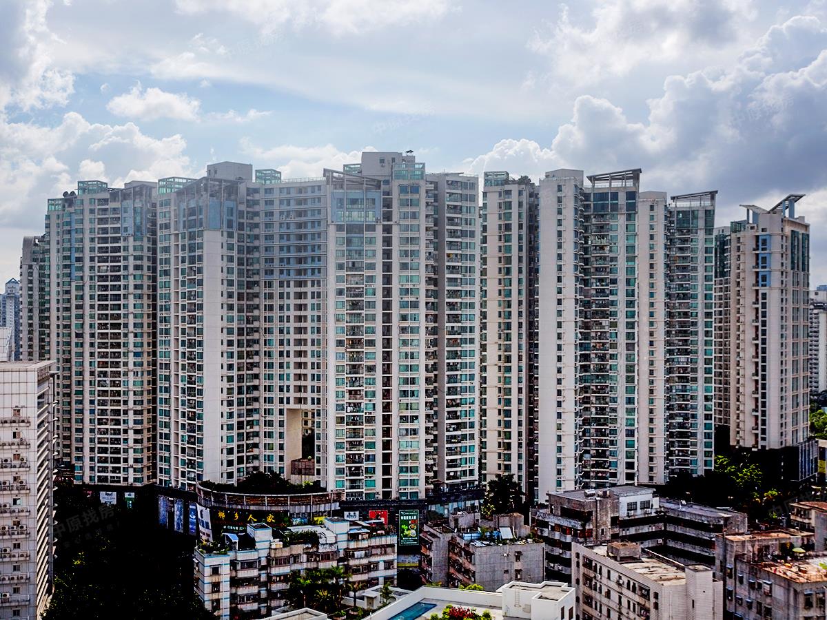 鸿翔花园三房东南向两房出售,深圳罗湖宝安南鸿翔花园二手房三室 房