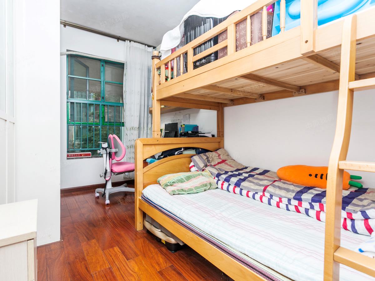 英伦名苑三期 朝南向3房 满五年免个税 带南外科华