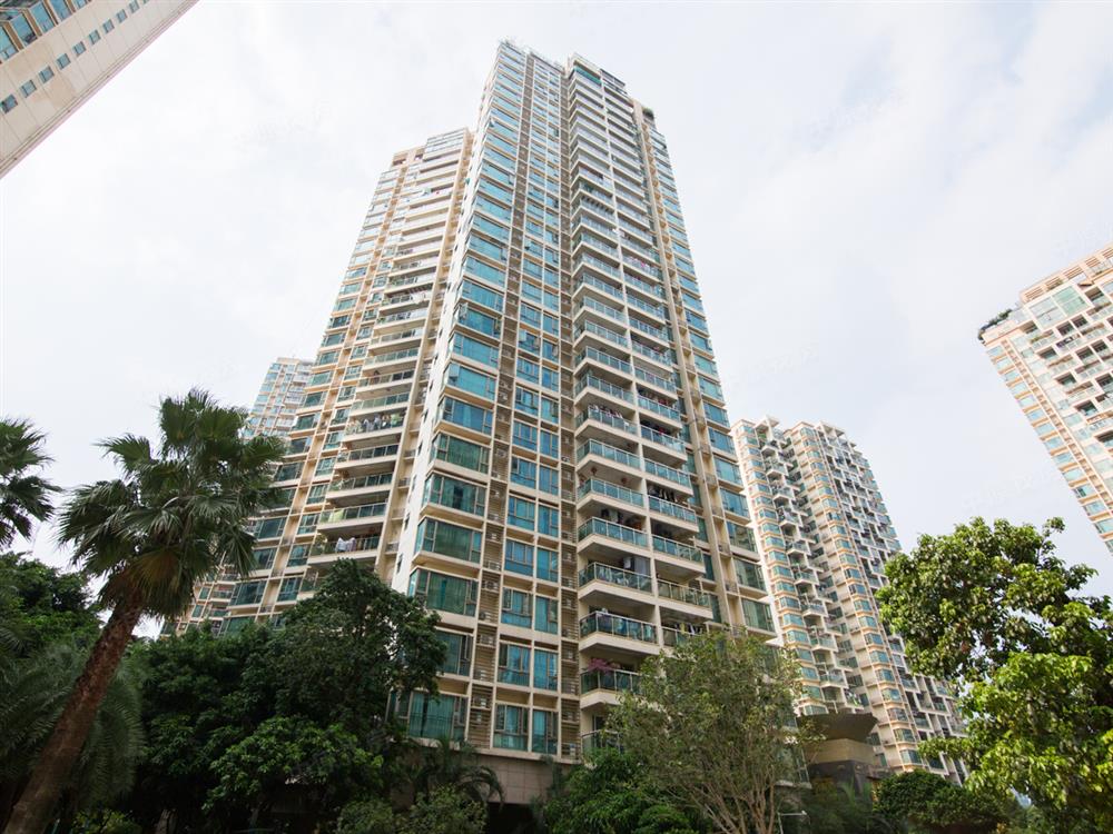 信义荔山公馆经典大三房,满五年,业主诚心出售!